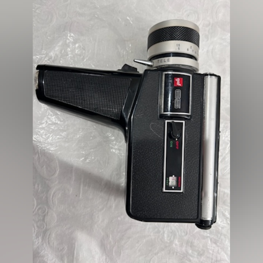 Vintage Gaf 65 8mm Handheld Movie Camera Made in Japan-UNTESTED